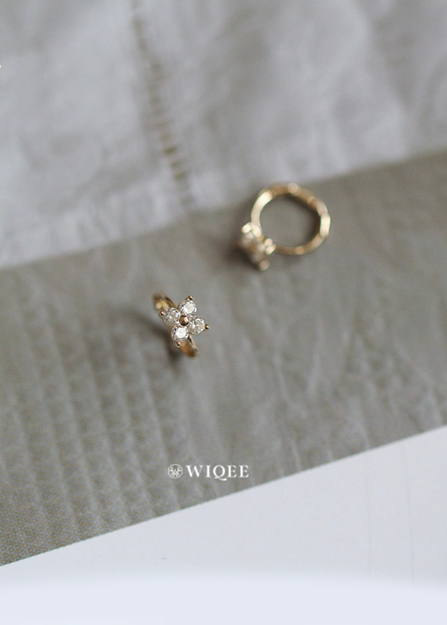 Tiny flower Gold Hoop Earrings