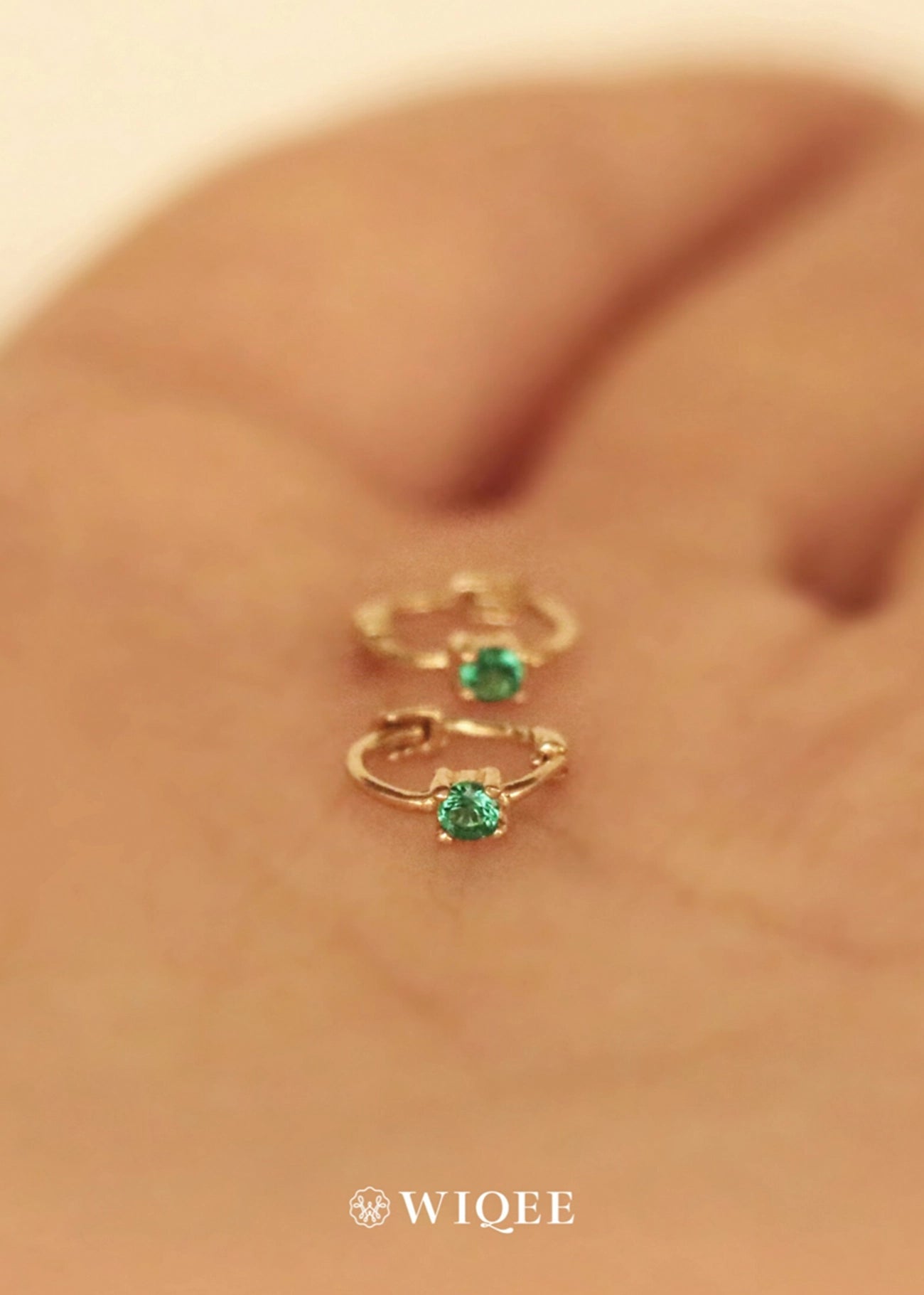 10K Solid Gold Emerald Green Gemstone