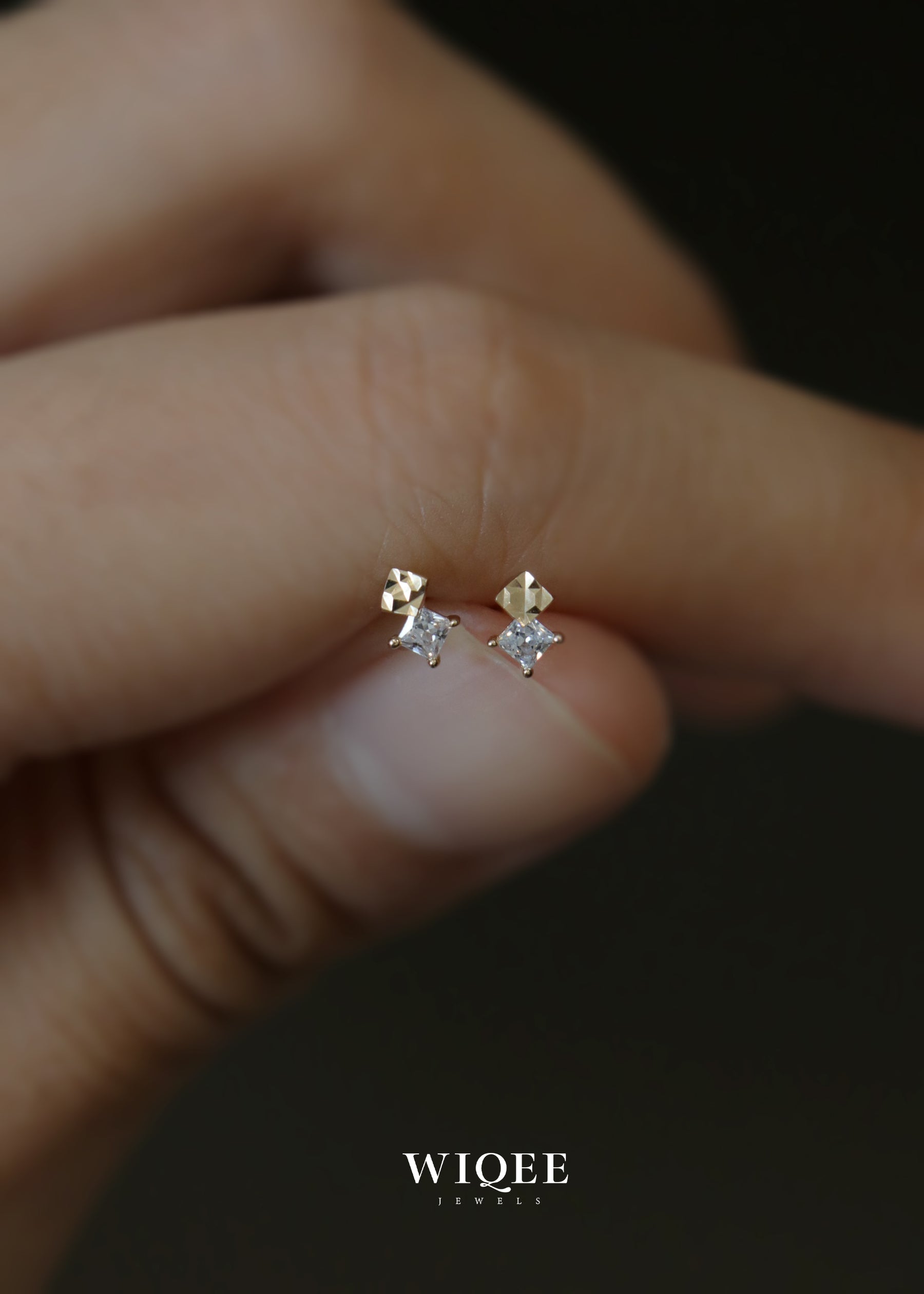 14K Solid Gold Minimalist Stud Earrings, 14K Gold Ear Studs,Small 14K Gold Earrings