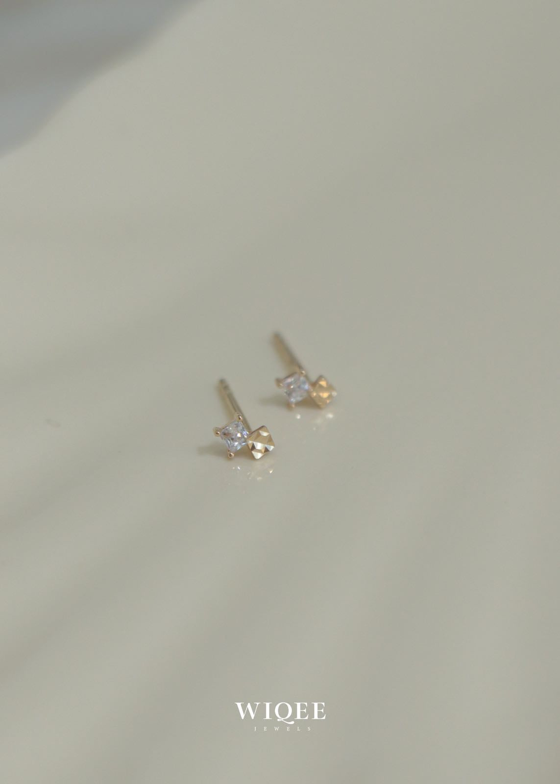 14K Solid Gold Minimalist Stud Earrings, 14K Gold Ear Studs,Small 14K Gold Earrings