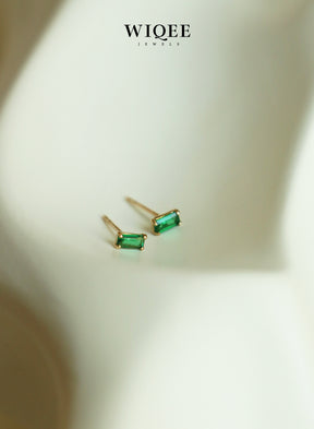 Green Rectangle Gold Stud