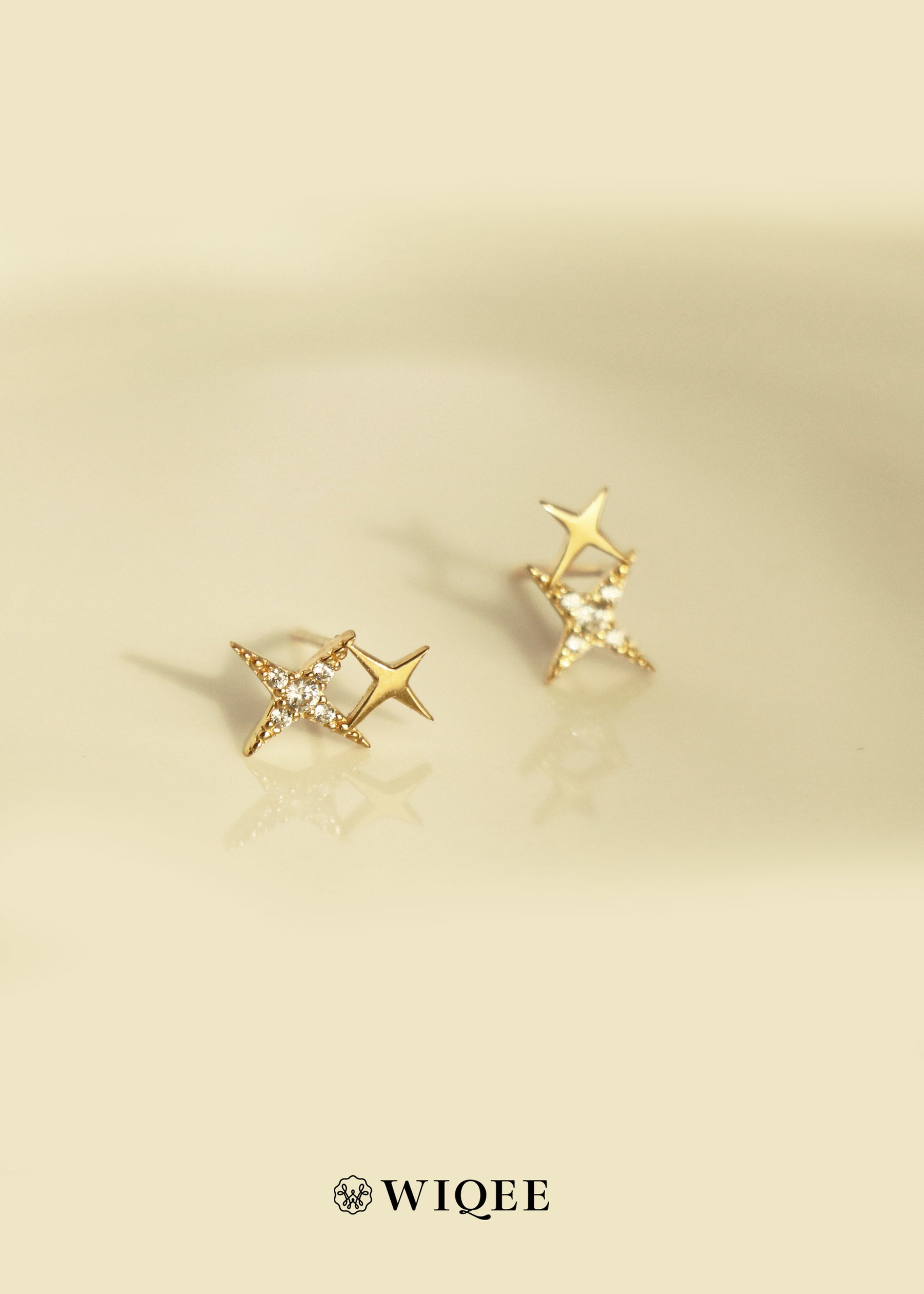 Double Star Gold Stud Earring