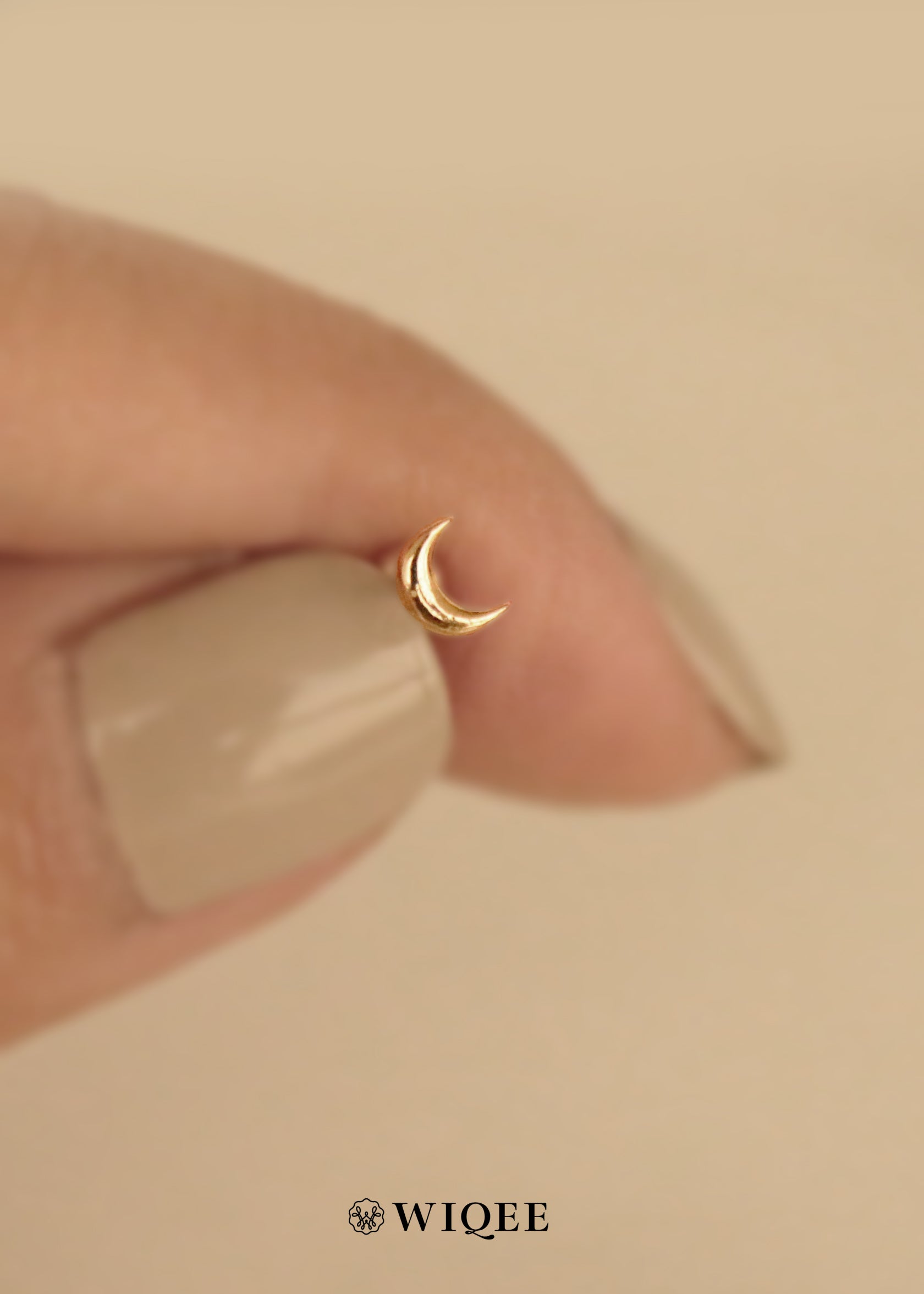 Moon screw backs Gold Stud